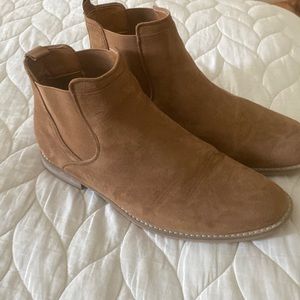 Size 12 light brown camel slip on chukka boots